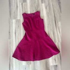 Ann Taylor 8 Magenta V Neck Mermaid Dress